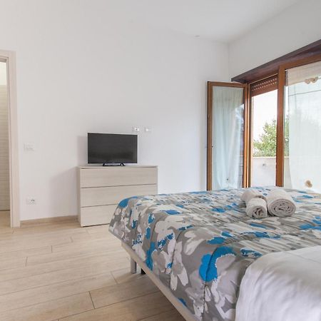 Alloggio Turistico A Casa Di Paoletto 菲乌米奇诺 外观 照片